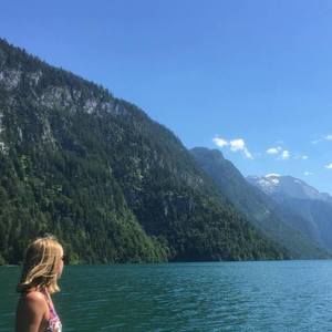 Meet your Posher, Leah